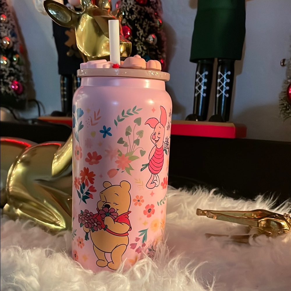 Disney Winnie the Pooh Floral Tumbler